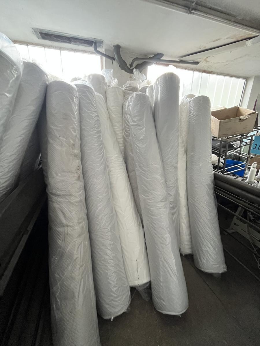 7 Rollen Sembella Bezugsstoff J 336 = ca.330 lfm mit 240 cm Breite?d=2026-06-10 22:09:10