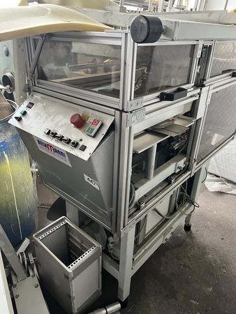 Industrien�hmaschine Pfaff ca.70/155/190 cm mit Umhausung,Steuerung
