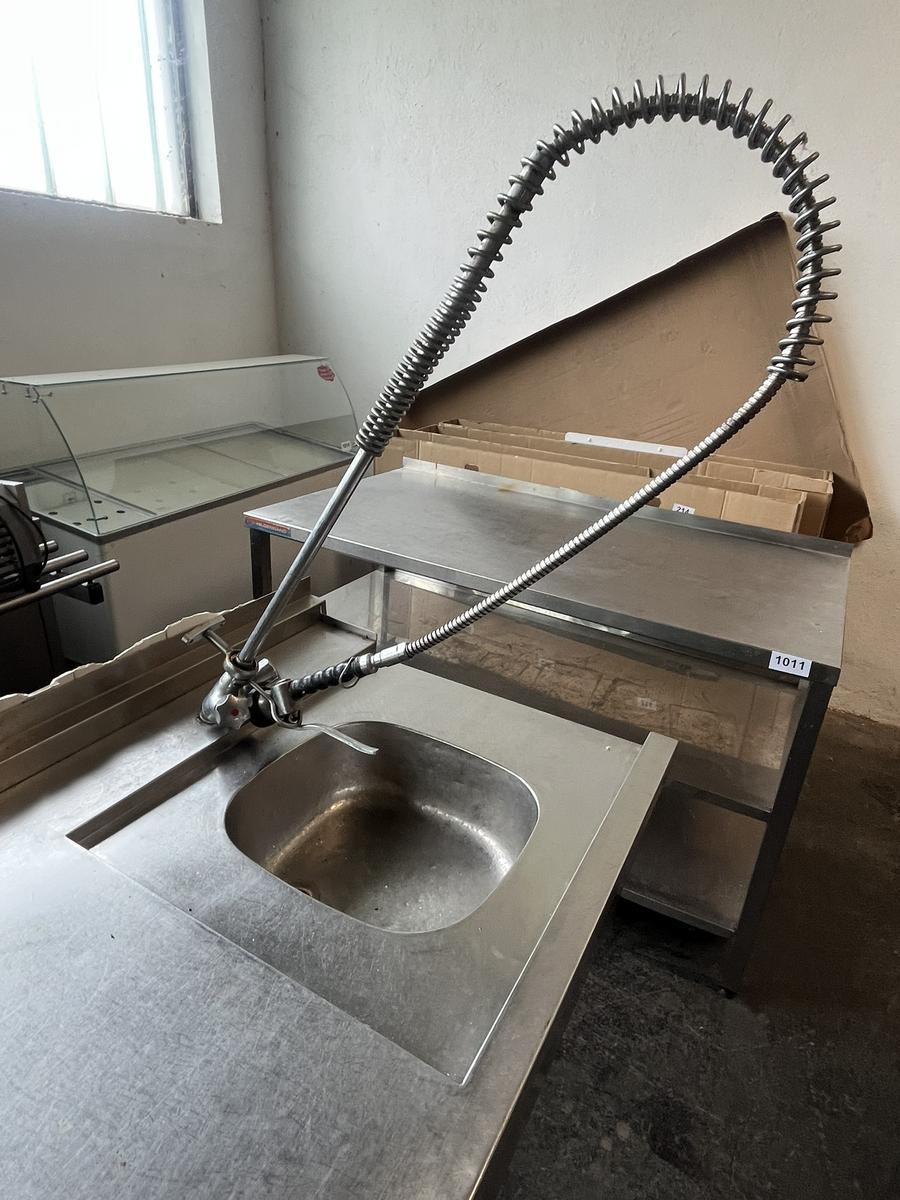 Edelstahlarbeitstisch ca. 150 x 80 x 88 cm