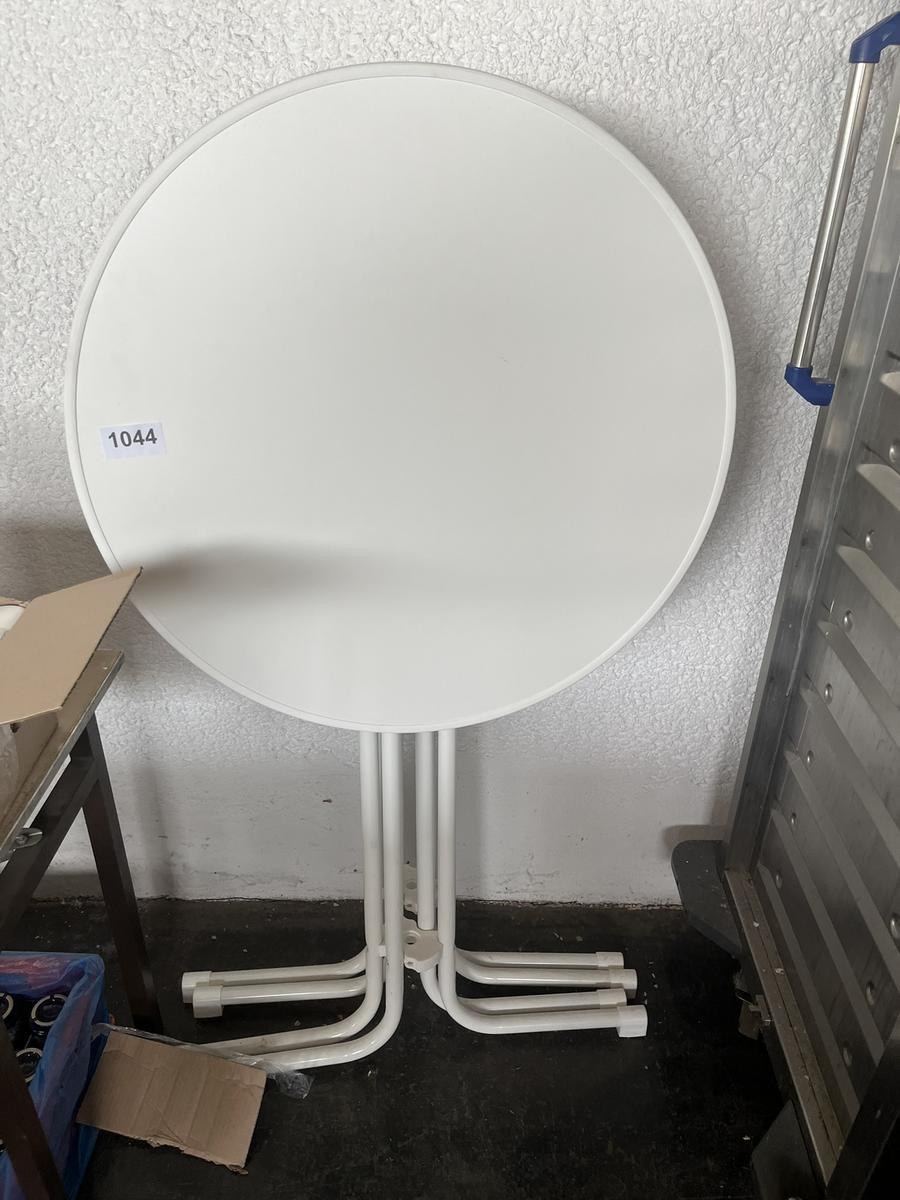 2 Stk. Stehtische in Kunststoff DM 78 cm