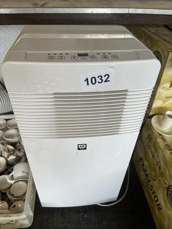 Raumklimagerät Fab. SHE, 100 W, max. 320 m3/h Raumklimagerät Fab. SHE, 100 W, max. 320 m3/h
