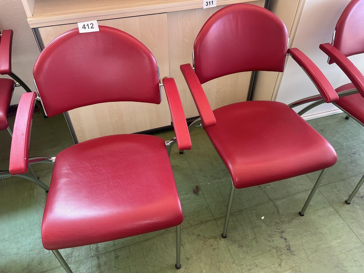 8 St&uuml;ck St&uuml;hle mit Armlehne rot?d=2026-06-16 13:50:58