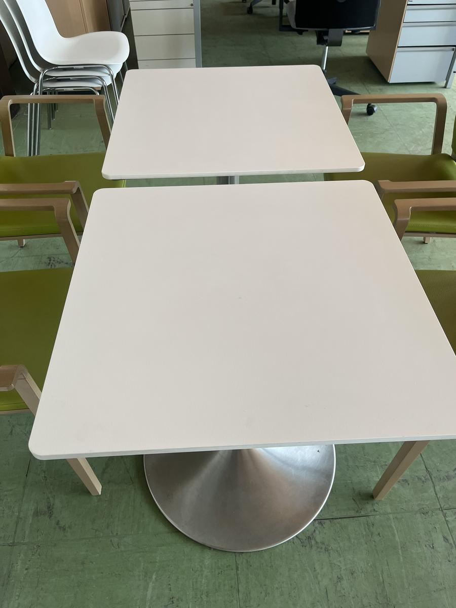4 St&uuml;ck Gastrotische mit ca. 70x70 cm?d=2026-06-16 13:50:09