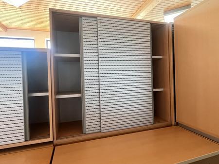 NEUD�RFLER Aktenschrank mit Schiebet�re ca.120/110 cm 3 Ordnerh�hen