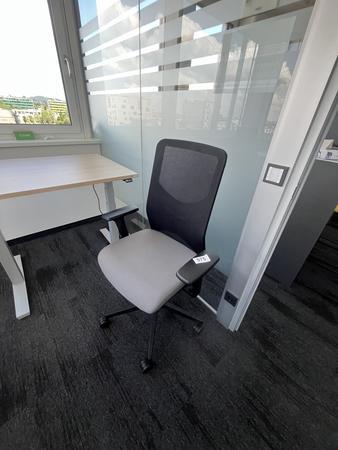 Bürodrehstuhl Narbutas mit Armlehne Bürodrehstuhl Narbutas mit Armlehne