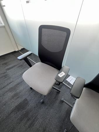 Bürodrehstuhl Narbutas mit Armlehne Bürodrehstuhl Narbutas mit Armlehne