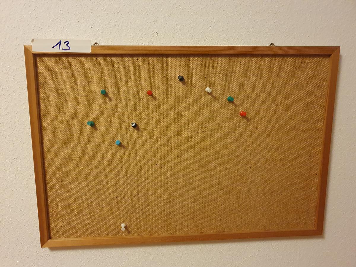 Pinwand ca. 60 x 40 cm?d=2026-07-03 14:59:09