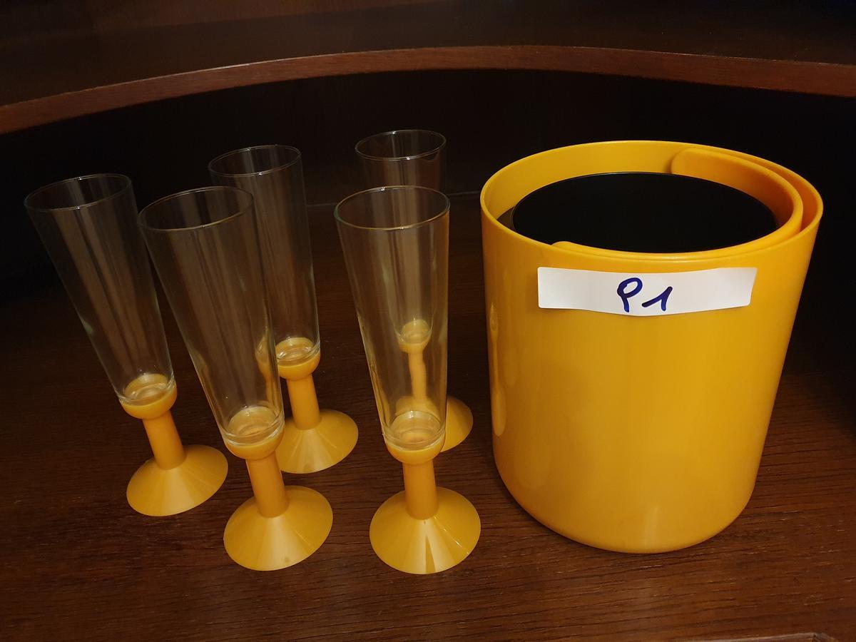 Sektk&uuml;hler mit 5 Gl&auml;sern?d=2026-07-03 15:13:22