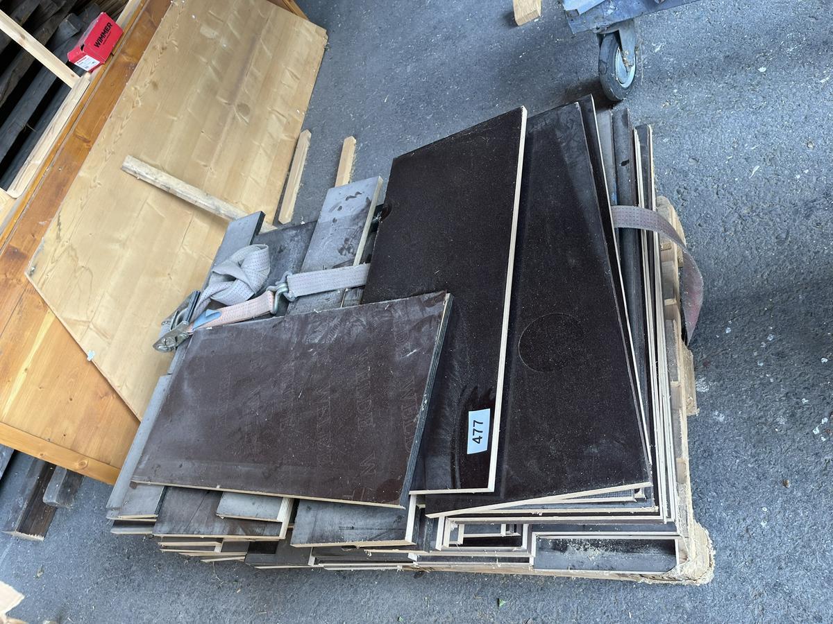 1 Palette mit Mehrschichtplattenzuschnitten ca. 80/25 cm , 80/35 cm usw.
