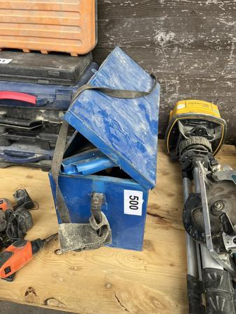 Spengler Werkzeugkiste bef�llt mit Handwerkzeugen