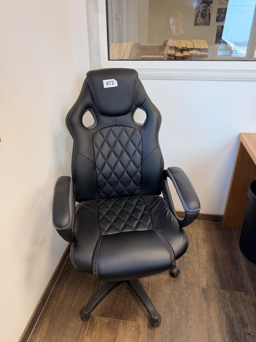 B&uuml;rodrehstuhl mit Armlehne in  Kunstleder