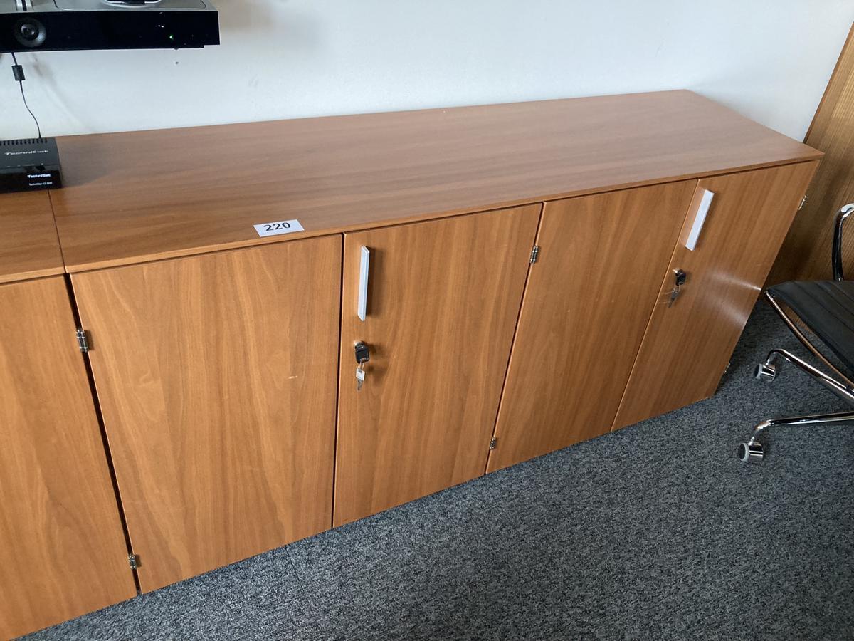 2teilige Aktenschrank-Kombination mit 4 Fl&uuml;gelt&uuml;ren, ca. 160 x 45 x 80 cm, Platte durchgehend