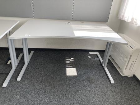 Schreibtisch ohne R�ckwand, geschwungen, Ma�e: ca. 160 x 85 x 100 cm