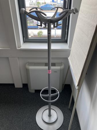 Kleiderst�nder