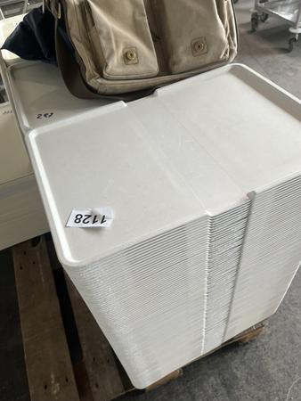 ca. 50 Stk Tabletts 53 x 37 cm