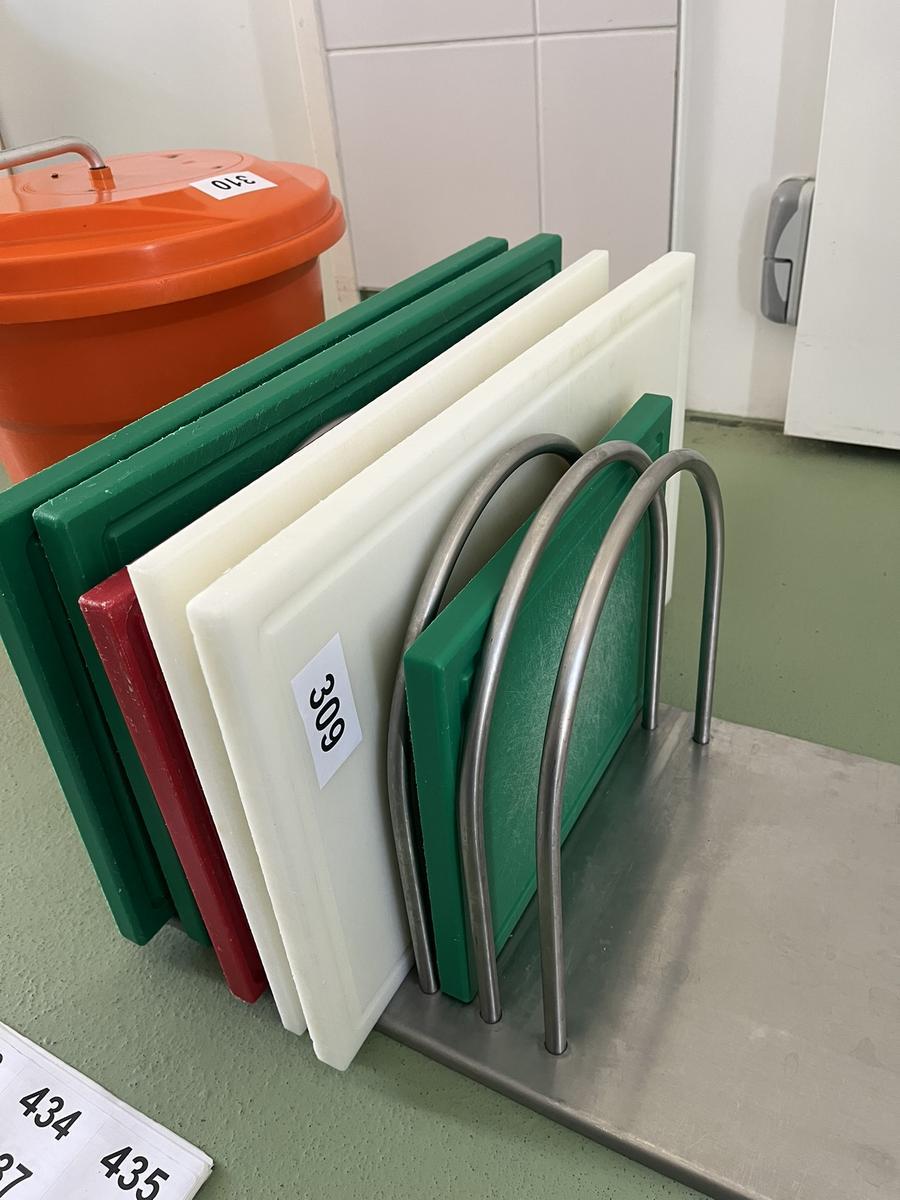 6 St&uuml;ck Schneidebretter in Kunststoff mit Schneidbrettbox