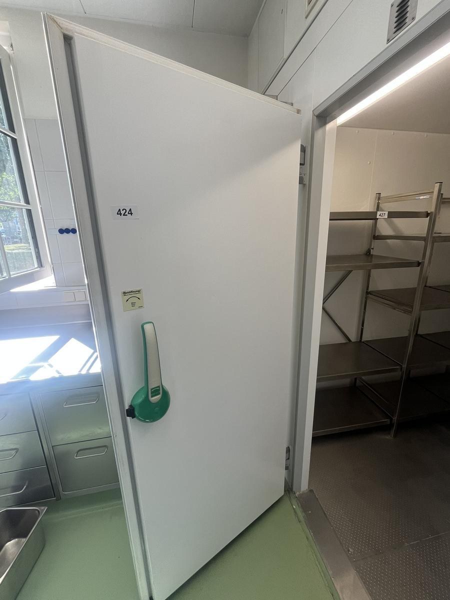 K&uuml;hlhaust&uuml;re mit Schraubbeschlag ca. 800/2000/100 mm VIESSMANN