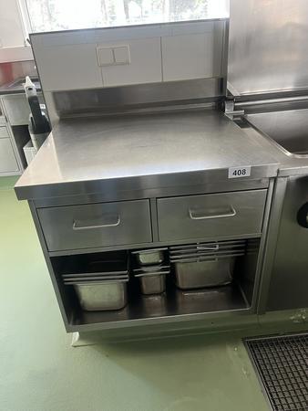 Edelstahlmodul ca. 80/80/78 cm Aufkantung hinten ca. 13 cm Edelstahlmodul ca. 80/80/78 cm Aufkantung hinten ca. 13 cm