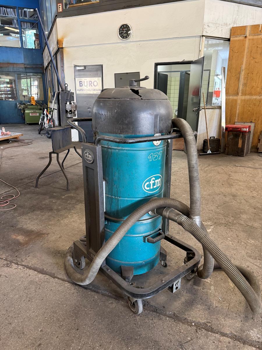 CFM Industriesauger Typ 137/60 � 3 kW � Industriestaubsauger