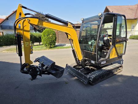 Hanggao Bagger Mini Excavator Modell HG25, Seriennr. HG2026011301, 18,4 kW, Erstzulassung: 2026/3, 25 PS, 12,9 Betriebsstunden