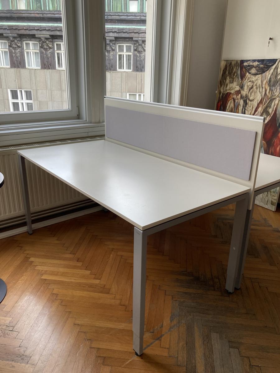 BENE Schreibtisch mit R&uuml;ckwand 160 x 80 cm