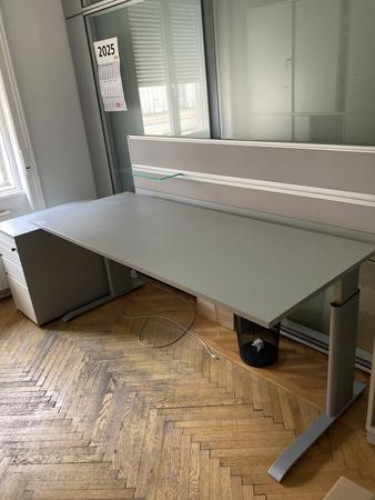 BENE Schreibtisch  inkl. R�ckwand & Glasregal 200 x 80 cm hellgrau