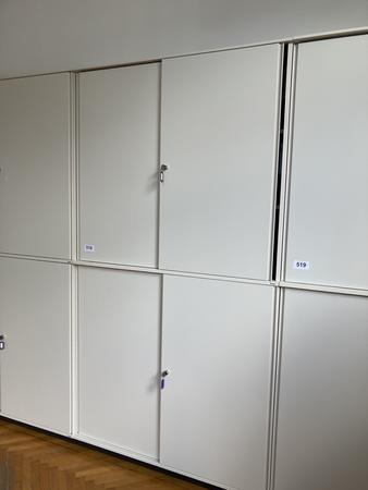 2 Stk. Bene Aktenschrank-Kombination Ober-,Unterteil ca.120x115 cm