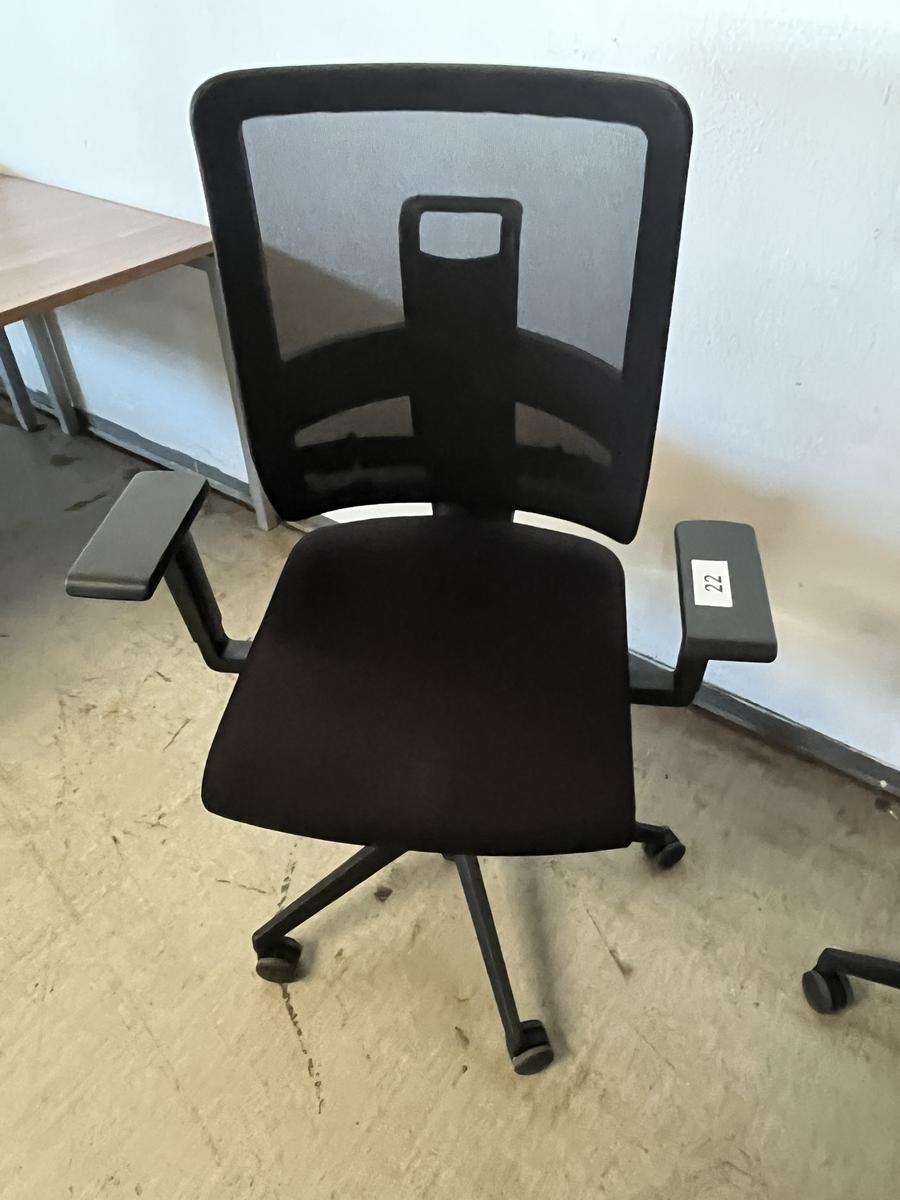 B&uuml;rodrehstuhl Viasit Toleo NPR - Ergonmischer B&uuml;rodrehstuhl schwarz