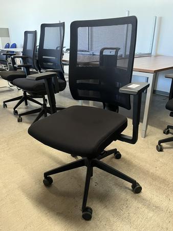 Bürodrehstuhl Viasit Toleo NPR - Ergonmischer Bürodrehstuhl schwarz Bürodrehstuhl Viasit Toleo NPR - Ergonmischer Bürodrehstuhl schwarz