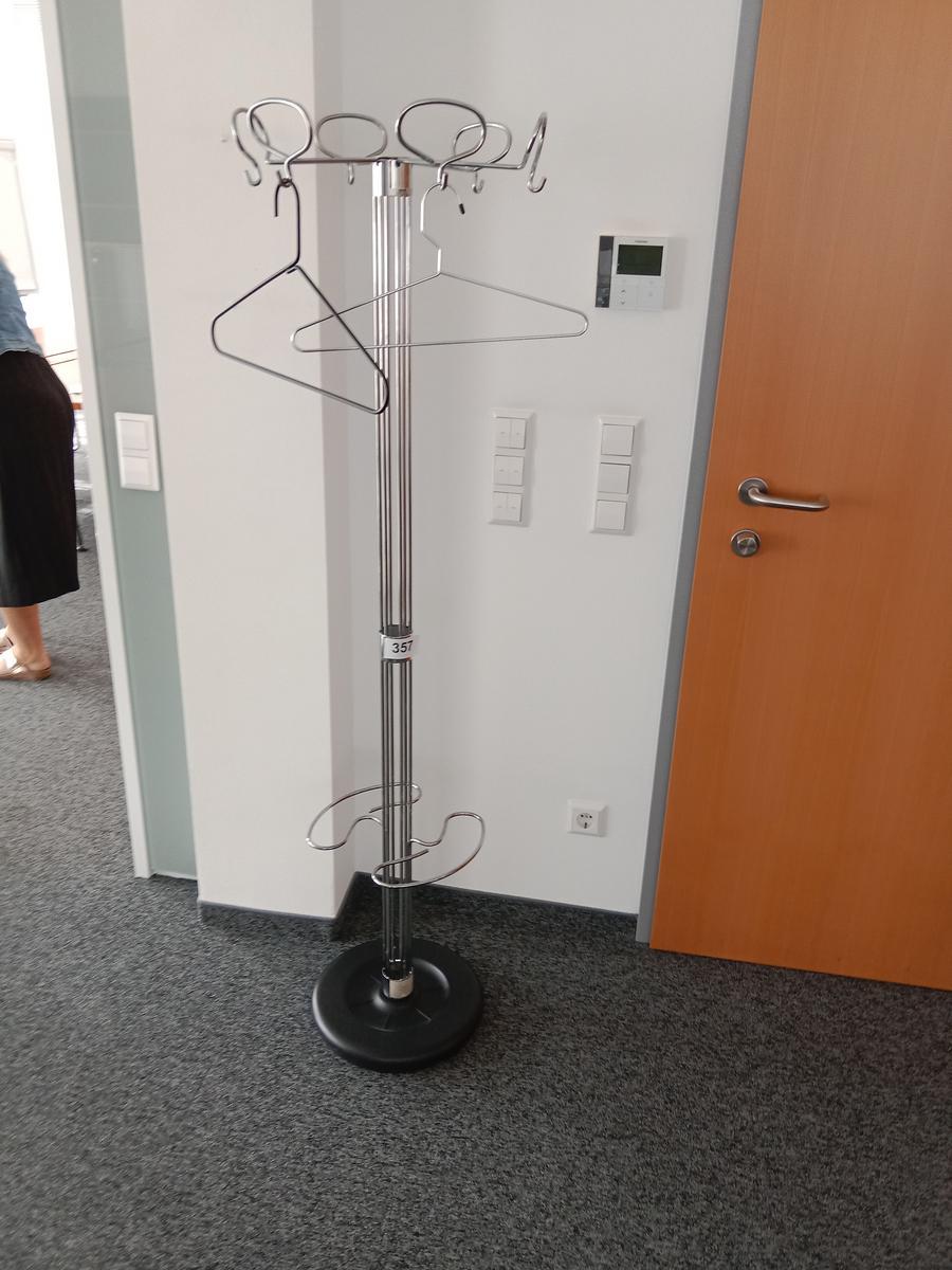 Kleiderst&auml;nder?d=2026-08-26 18:05:38