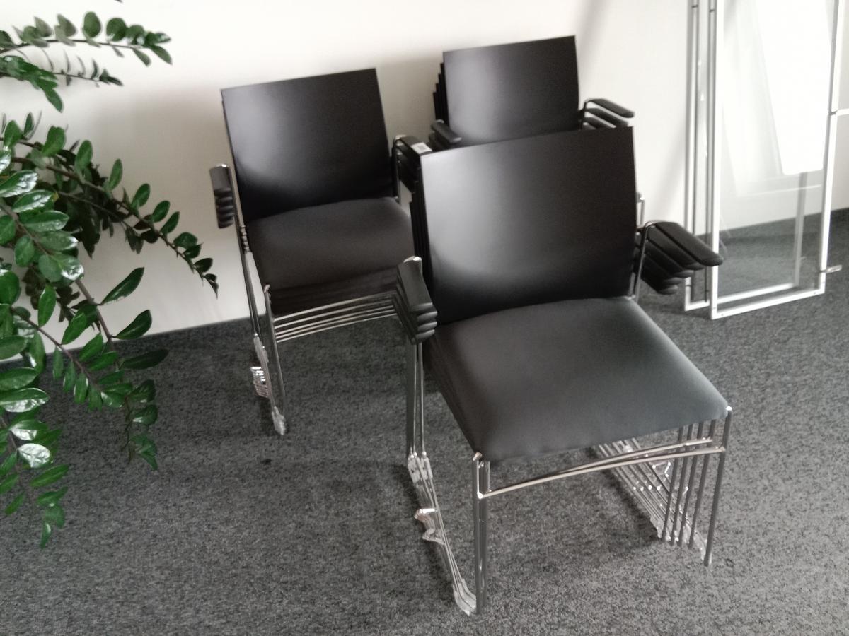 16 Stk. Stapelsessel/Seminarst&uuml;hle Cento Design?d=2026-08-26 18:05:45