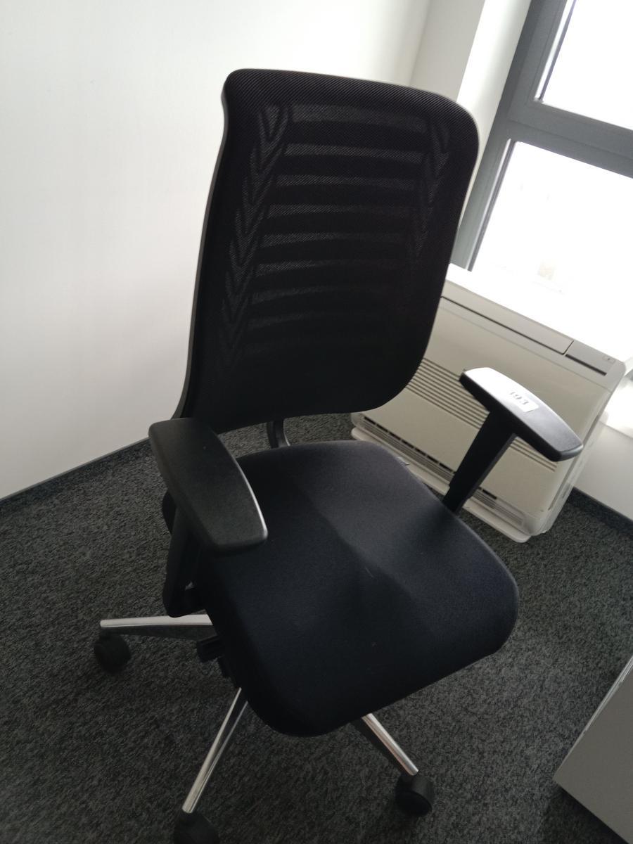 B&uuml;rodrehstuhl