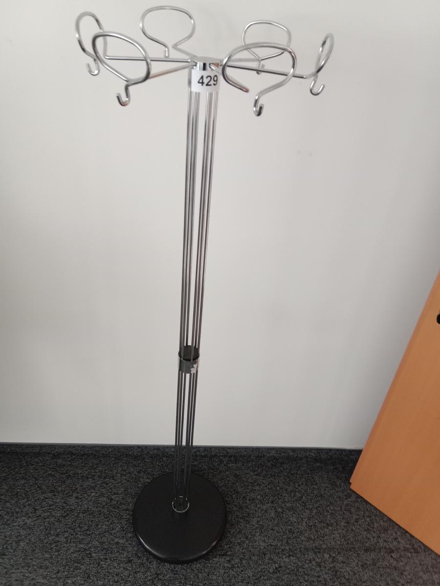 Kleiderst&auml;nder?d=2026-08-26 18:05:32