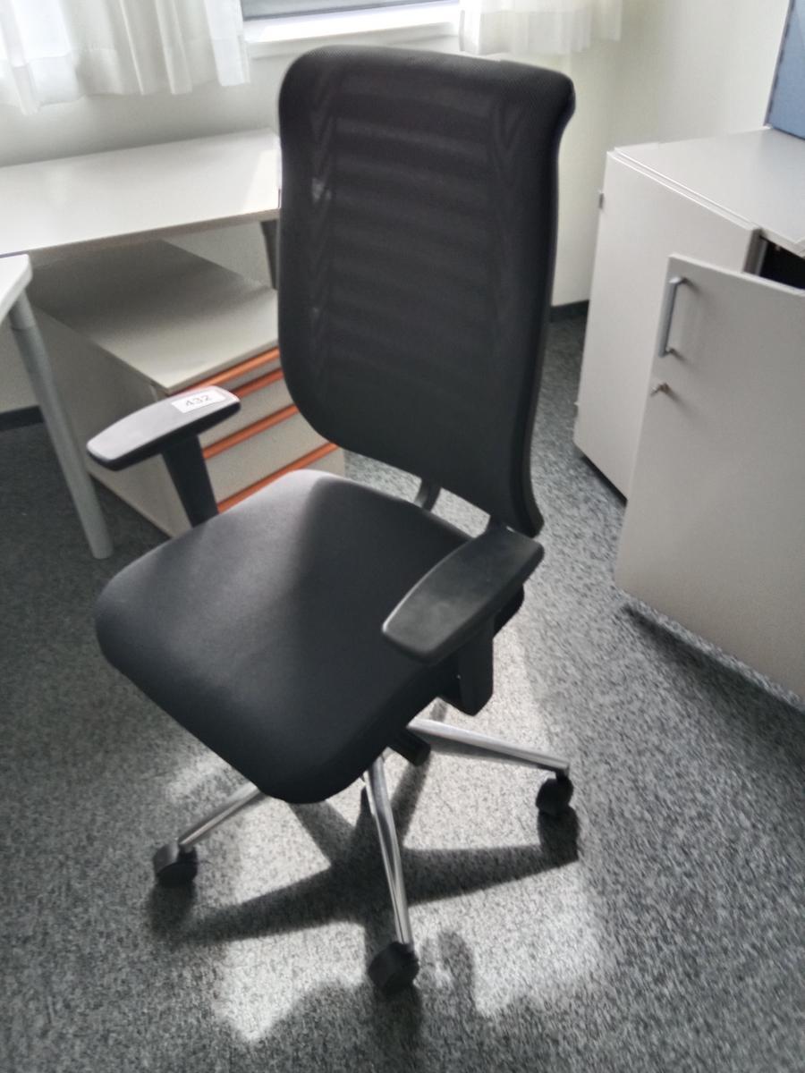 B&uuml;rodrehstuhl