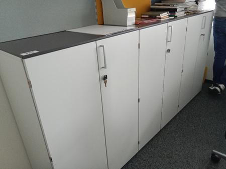 Aktenschrank-Kombination 3teilig, ca. 240 x 46 x 115 cm Aktenschrank-Kombination 3teilig, ca. 240 x 46 x 115 cm