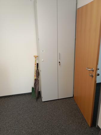 Aktenschrank 6 Ordnerhöhen, ca. 100 x 47 x 226 cm Aktenschrank 6 Ordnerhöhen, ca. 100 x 47 x 226 cm