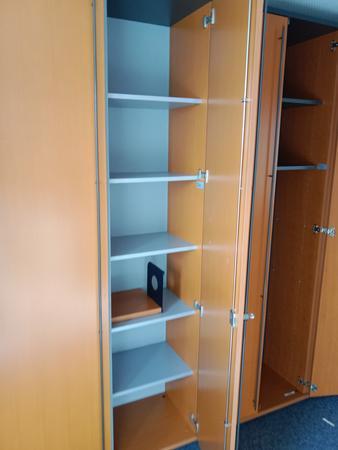 HALI Aktenschrank ca. 80 x 40 x 225 cm HALI Aktenschrank ca. 80 x 40 x 225 cm