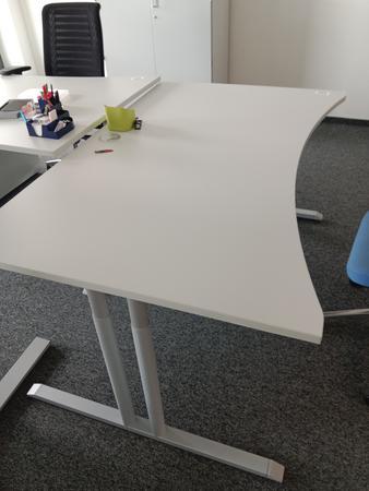 Schreibtisch ca. 160 x 100 cm Schreibtisch ca. 160 x 100 cm