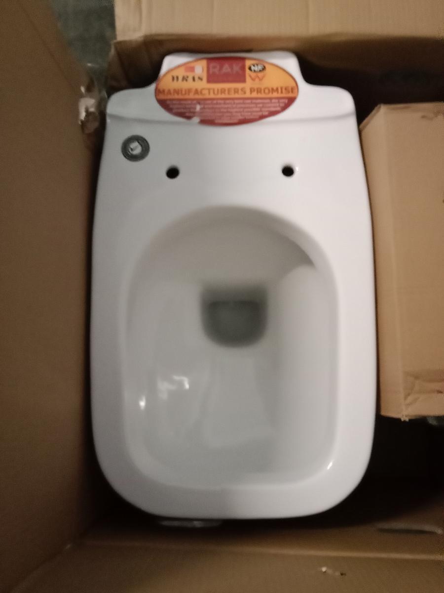 RAK Ceramic Stand-WC mit hinterem Abfluss