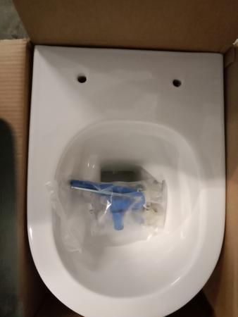 AXA H�nge-WC, Farbe Wei�, mit hinterem Abfluss, Ma�e: ca. 48 x 38 x 36 cm