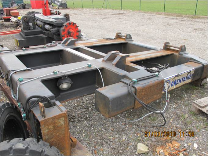 Drehtainer Stirnspreader | 2005 | Ser.Nr. DT056839 | Bstd. 8.389