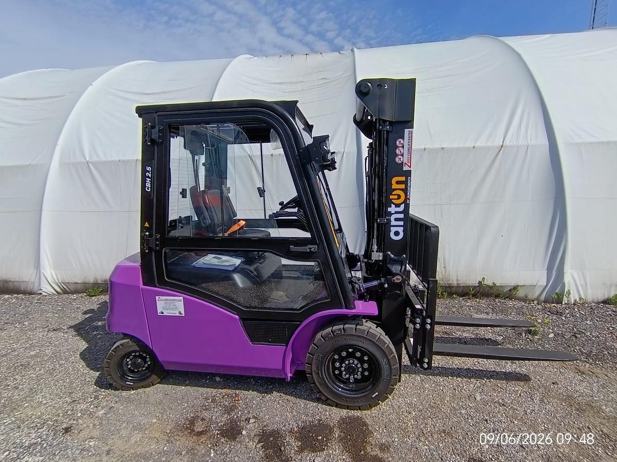 Jungheinrich AntOn CBH 2.5 V3 DZ 4800 | 2026 | Ser.Nr. 2341700475 | Bstd. 3