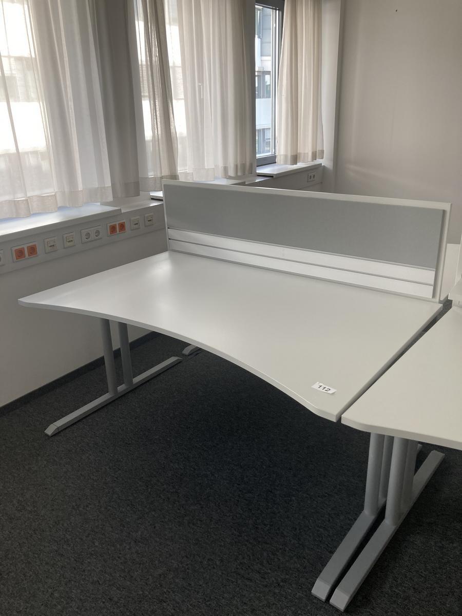 Schreibtisch ohne R&uuml;ckwand, geschwungen, Ma&szlig;e: ca. 160 x 85 x 100 cm?d=2026-09-01 16:58:48