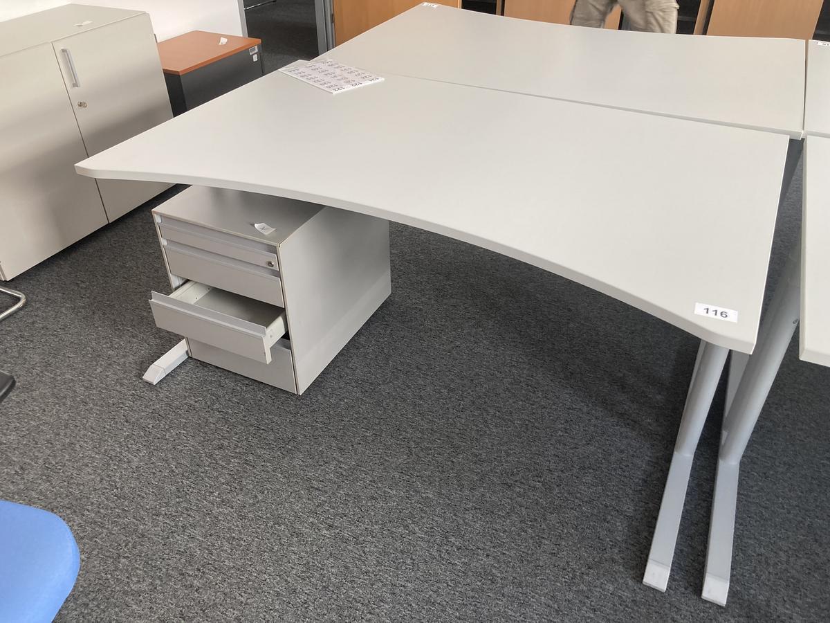 Schreibtisch ohne R&uuml;ckwand, geschwungen, Ma&szlig;e: ca. 160 x 85 x 100 cm?d=2026-09-01 16:58:46