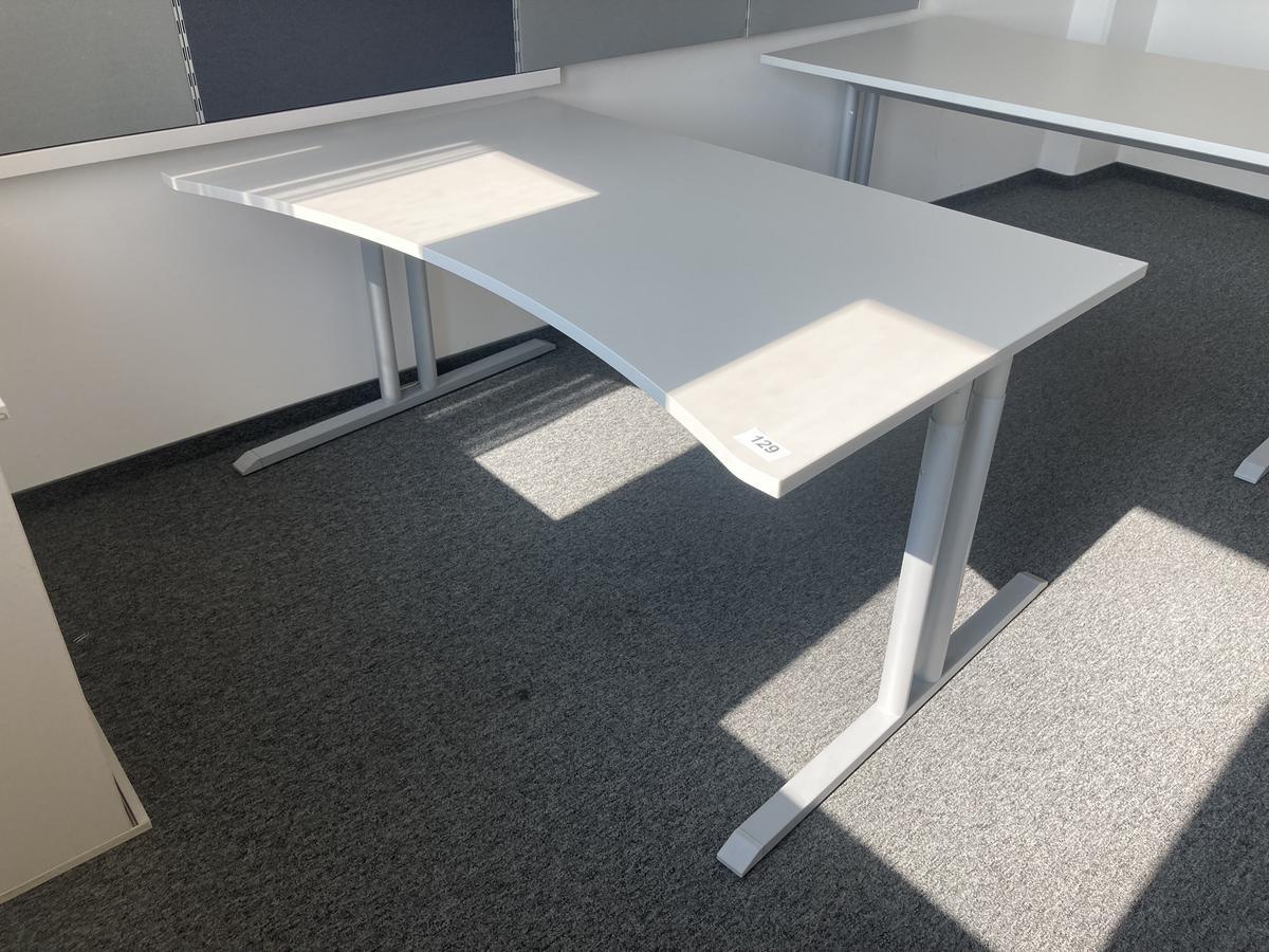 Schreibtisch ohne R&uuml;ckwand, geschwungen, Ma&szlig;e: ca. 170 x 85 x 100 cm?d=2026-09-01 17:46:46