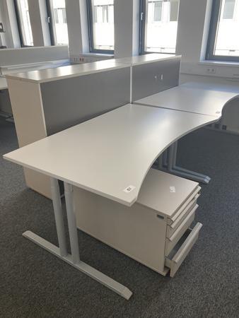 Schreibtisch ohne R�ckwand, geschwungen, Ma�e: ca. 160 x 85 x 100 cm