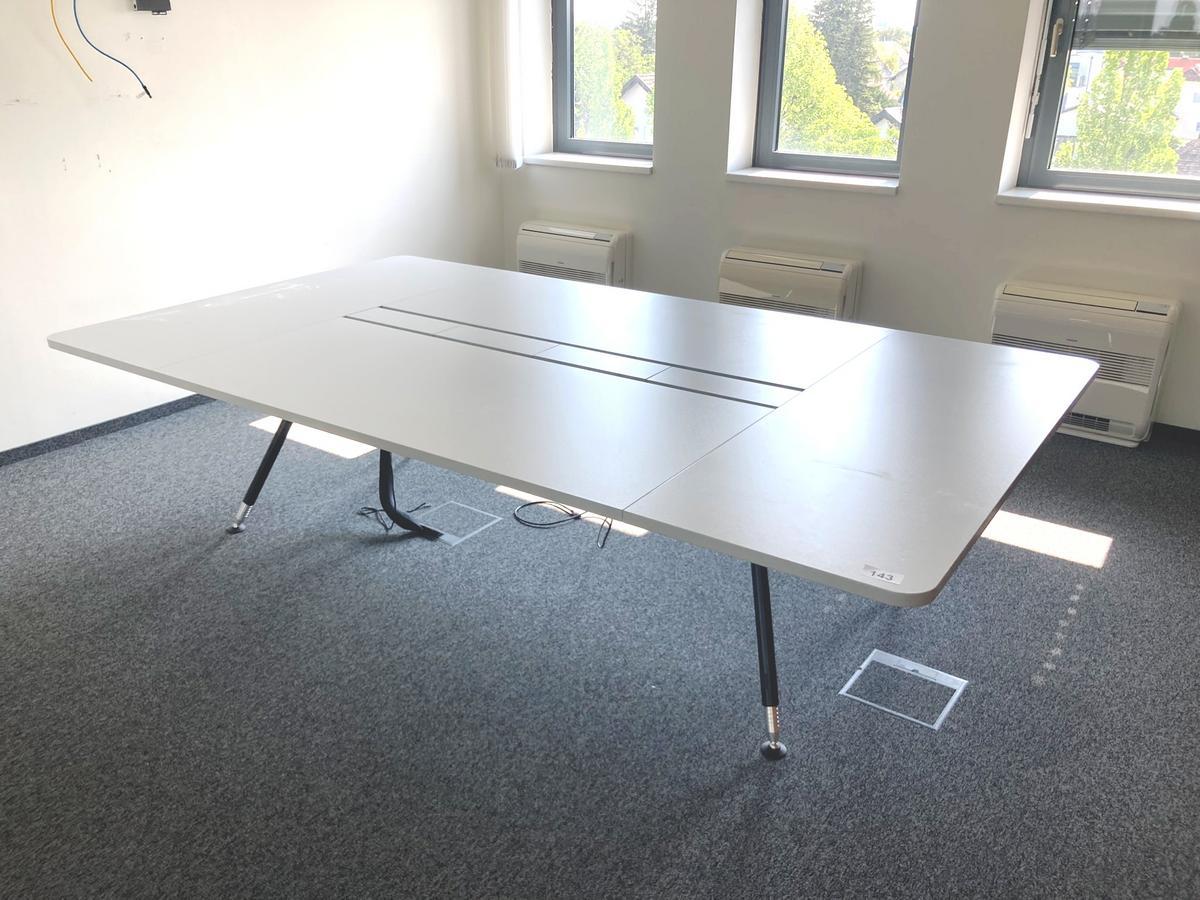 Konferenztisch, 4teilig, Ma&szlig;e: ca. 280 x 160 cm?d=2026-09-01 16:59:18