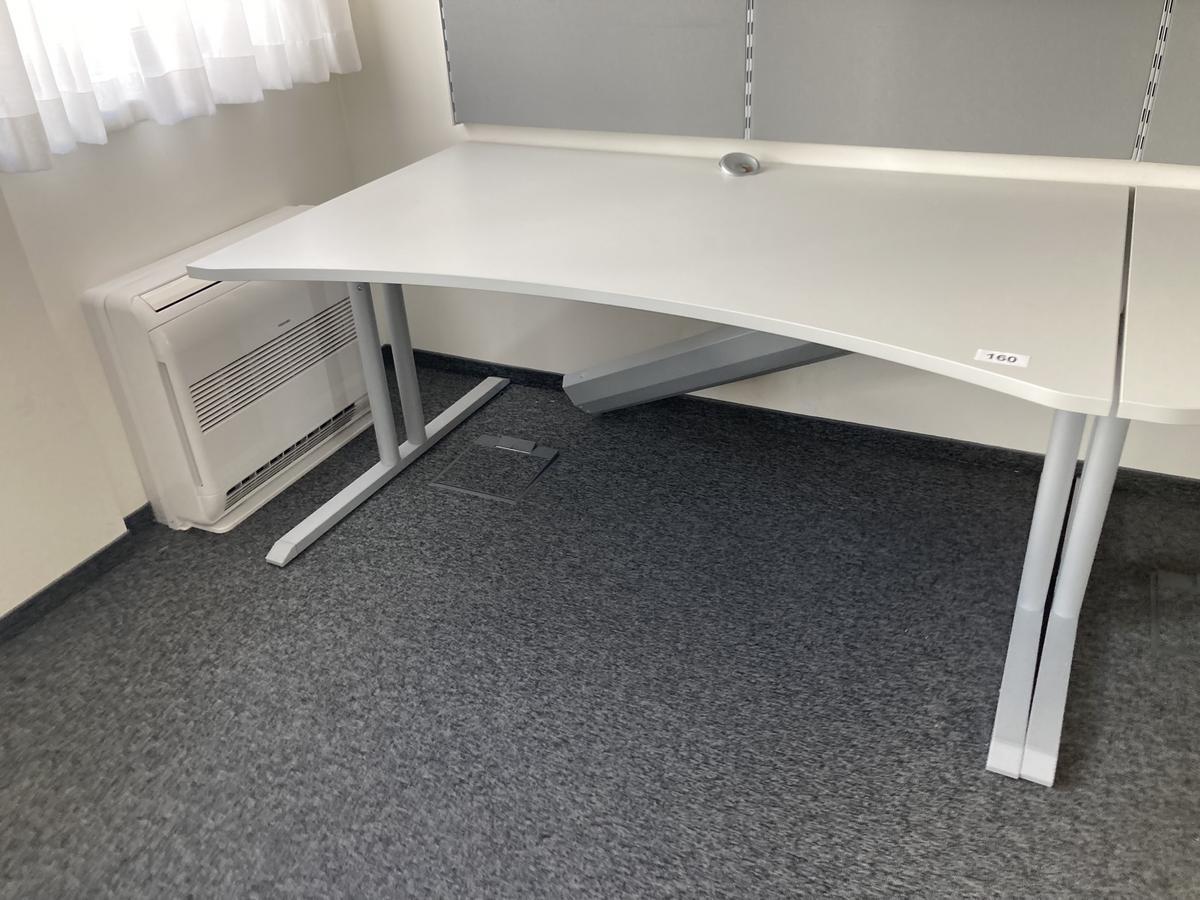 Schreibtisch ohne R&uuml;ckwand, geschwungen, Ma&szlig;e: ca. 160 x 85 x 100 cm?d=2026-09-01 16:59:16