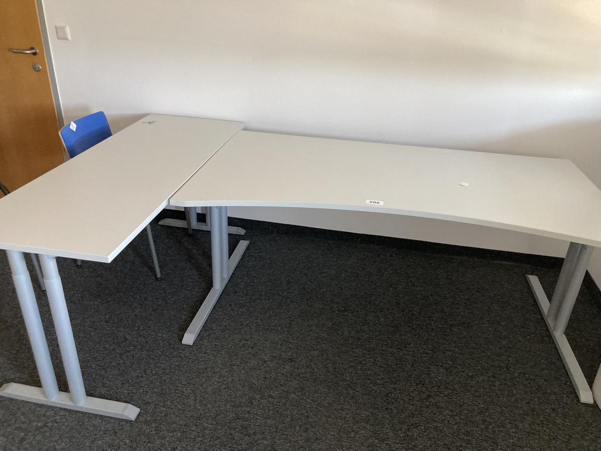 Schreibtisch ohne R&uuml;ckwand,mit Beistelltisch, geschwungen, Ma&szlig;e: ca. 180 x 85 x 100 cm