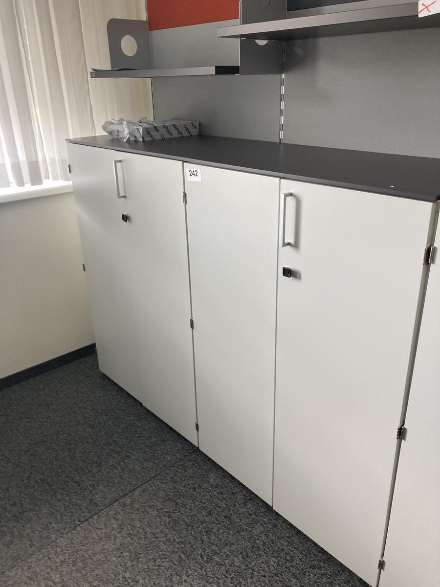 2teilige Aktenschrank-Kombination, Ma&szlig;e: ca. 160 x 45 x 115 cm, Platte durchgehend